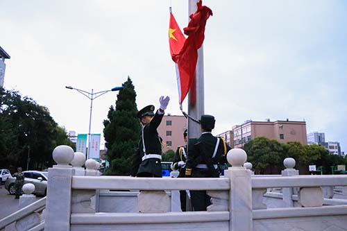 4.jpg 4.jpg