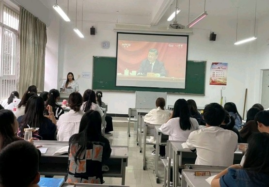 【榜样的力量】云南经济管理学院2023年度国家奖学金获得者个人事迹分享（第十九期） 第 4 张