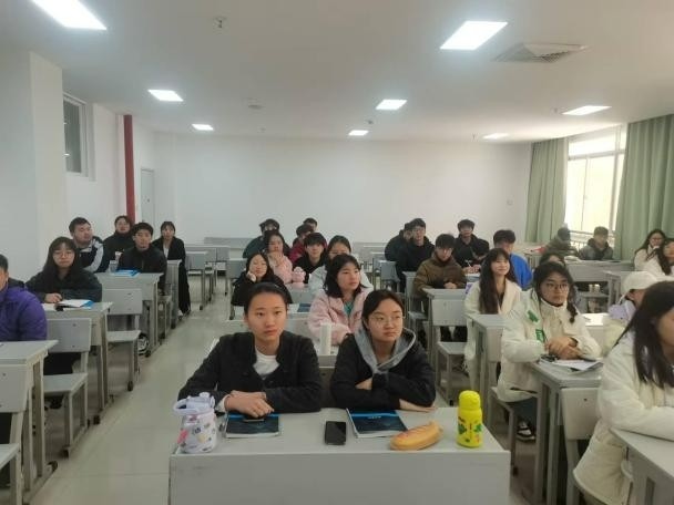 学生工作周报（第21期） 第 4 张