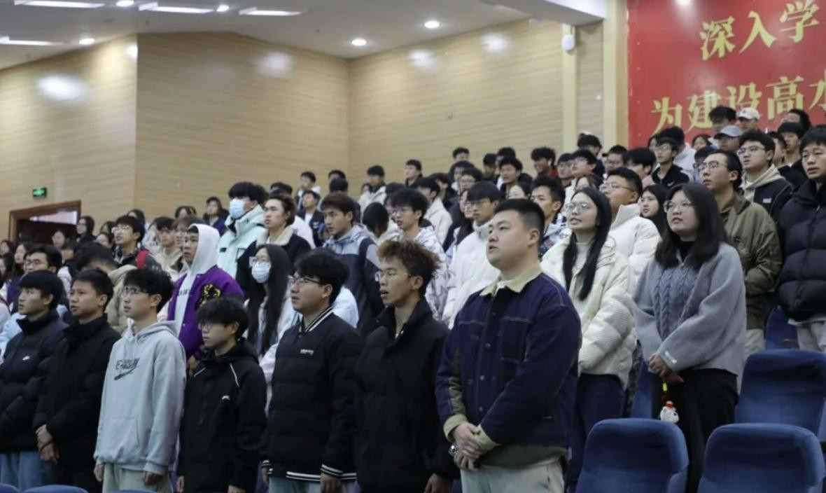 学生工作周报（第21期） 第 2 张