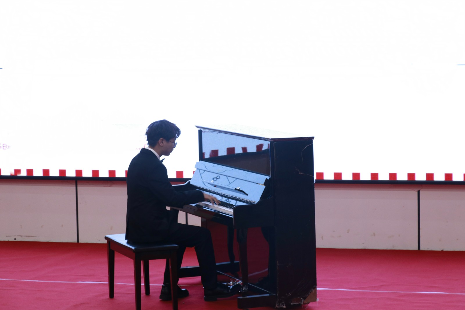 【榜样的力量】云南经济管理学院2023年度国家奖学金获得者个人事迹分享（第十五期） 第 3 张