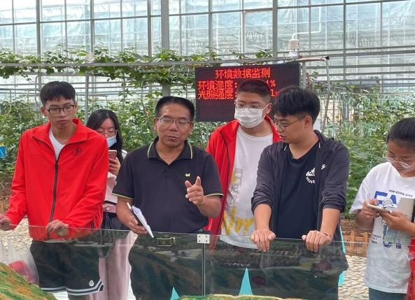 【榜样的力量】云南经济管理学院2023年度国家奖学金获得者个人事迹分享（第十七期） 第 9 张