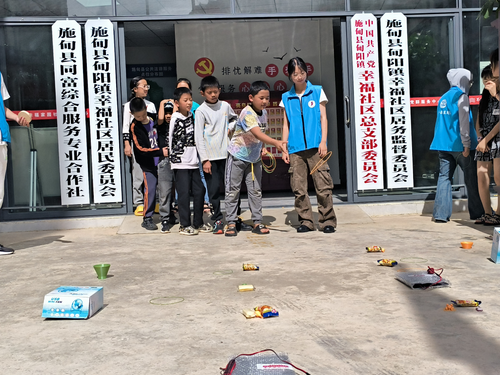 图片 4.png 三下乡|捕多元科学梦,助青春实践行——信息与智能工程学院科技智辅讲堂收官 第 4 张