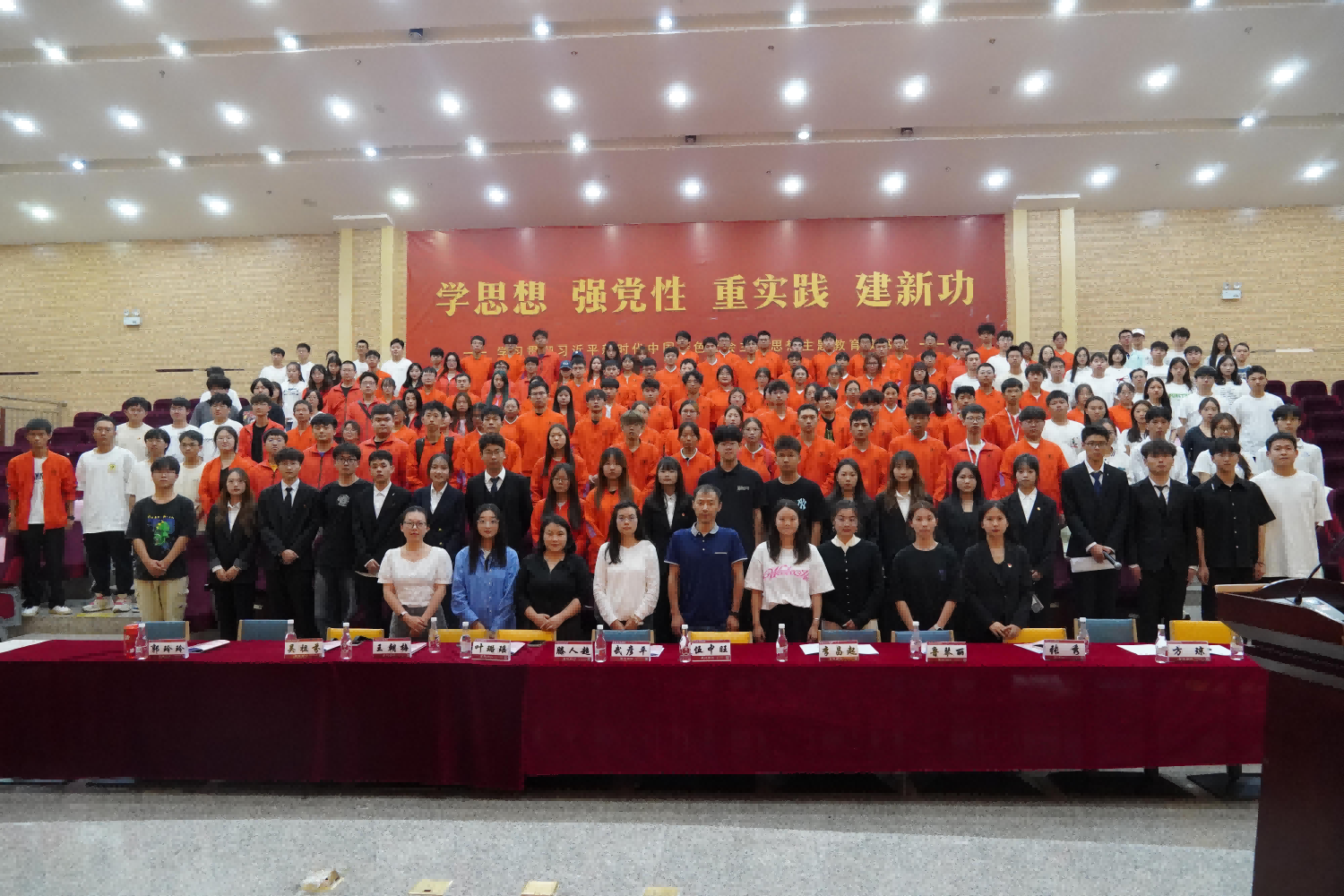 图片 1.png 图片 1.png