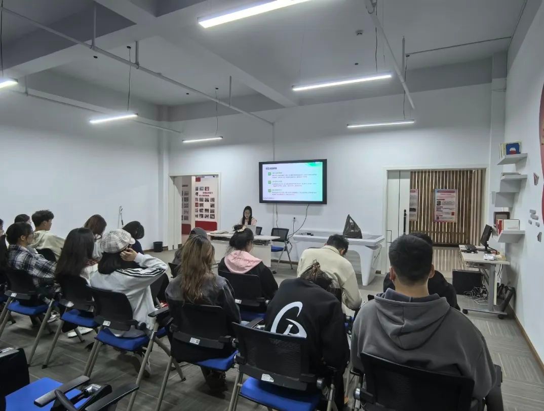 资助育人|2025年“筑梦经管·励学坊”之校内勤工助学技能提升营第五期顺利开展 第 3 张