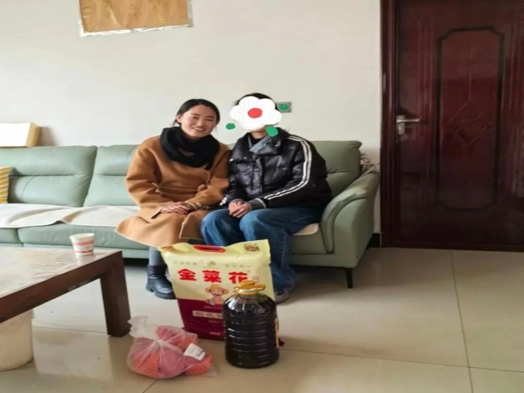 家校联动｜教育学院开展“家访传温情”寒假家访慰问活动 第 4 张