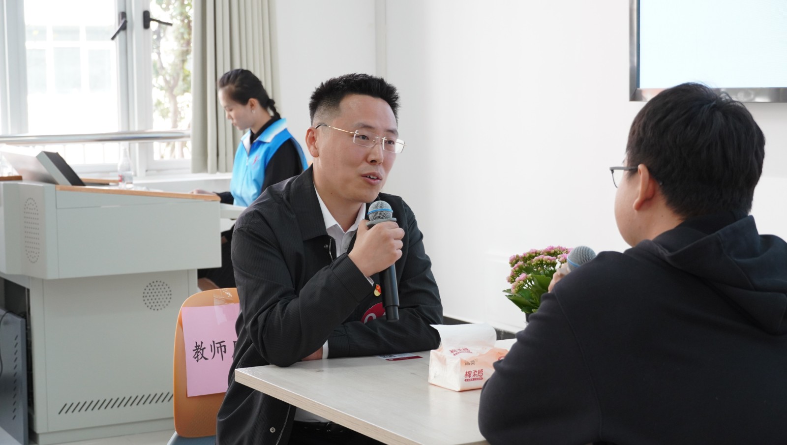 云南经济管理学院成功举办第七届辅导员素质能力大赛 第 9 张