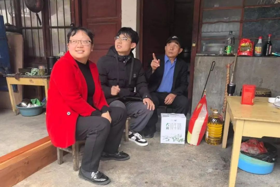 家校联动｜建筑工程学院开展“家访传温情”寒假家访慰问活动 第 2 张