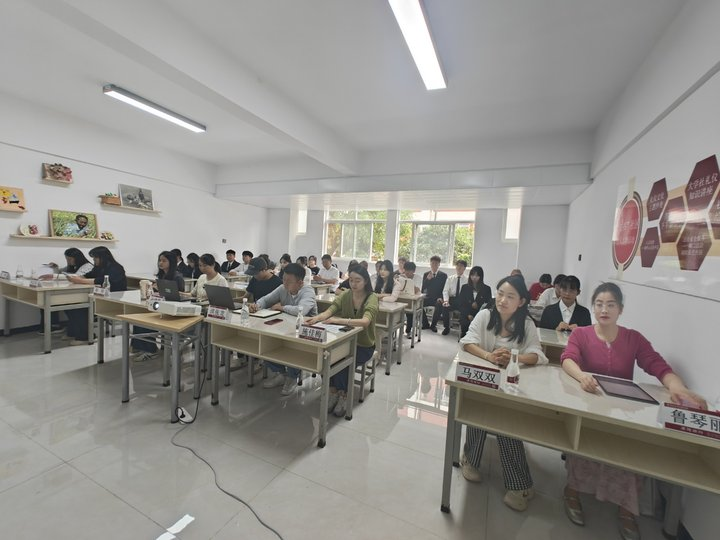 通知|青春逐梦正当时榜样力量引航向——云南经济管理学院“自强之星”“诚信之星”评选答辩圆满落幕 第 1 张