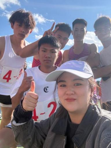 学生工作周报(第28期) 第 23 张 学生工作周报(第28期) 第 23 张