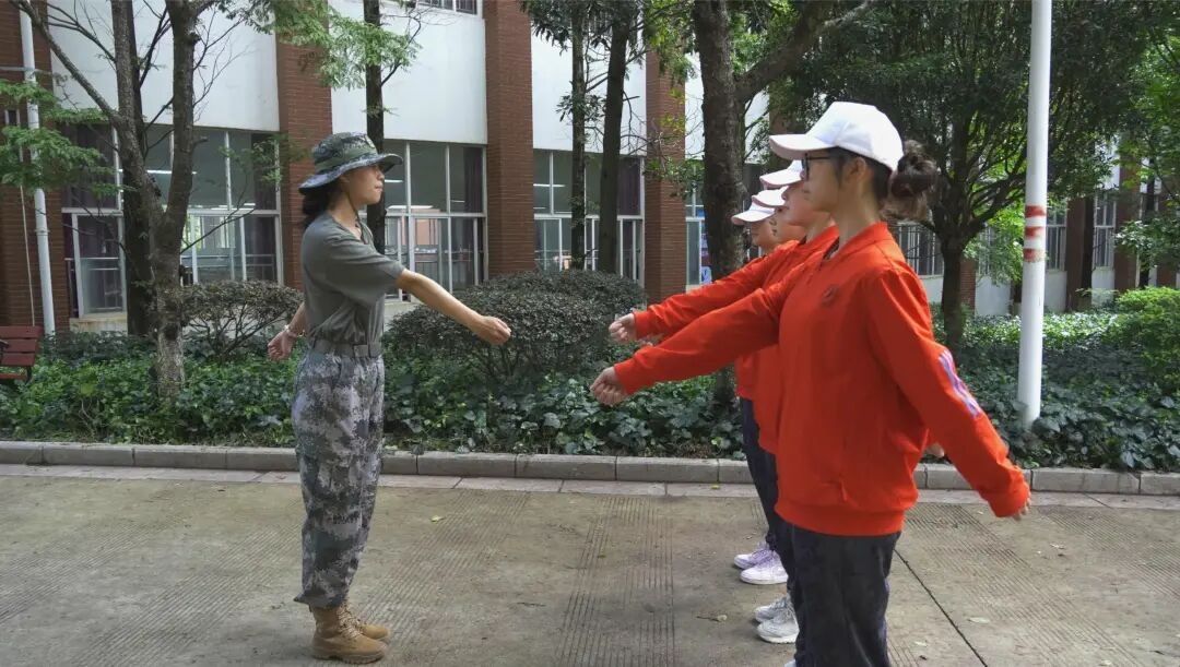 军训特辑｜热血！直击2025级新生军训！—— 建筑工程学院 第 3 张