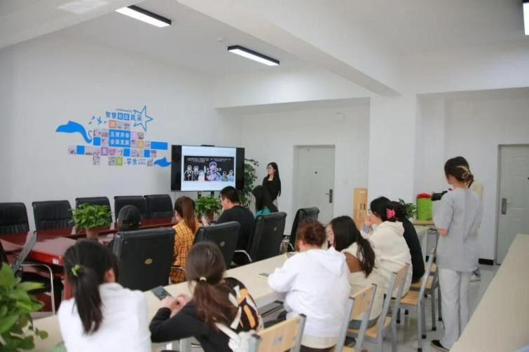 学生工作周报（第9期） 第 65 张