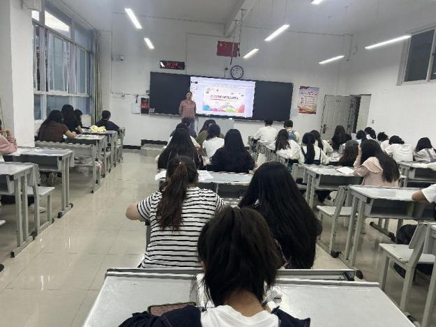 学生工作周报（第17期） 第 7 张
