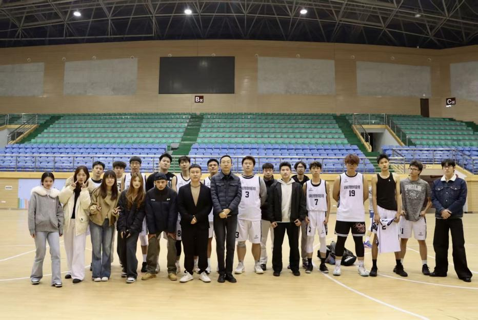 学生工作周报(第30期) 第 14 张 学生工作周报(第30期) 第 14 张