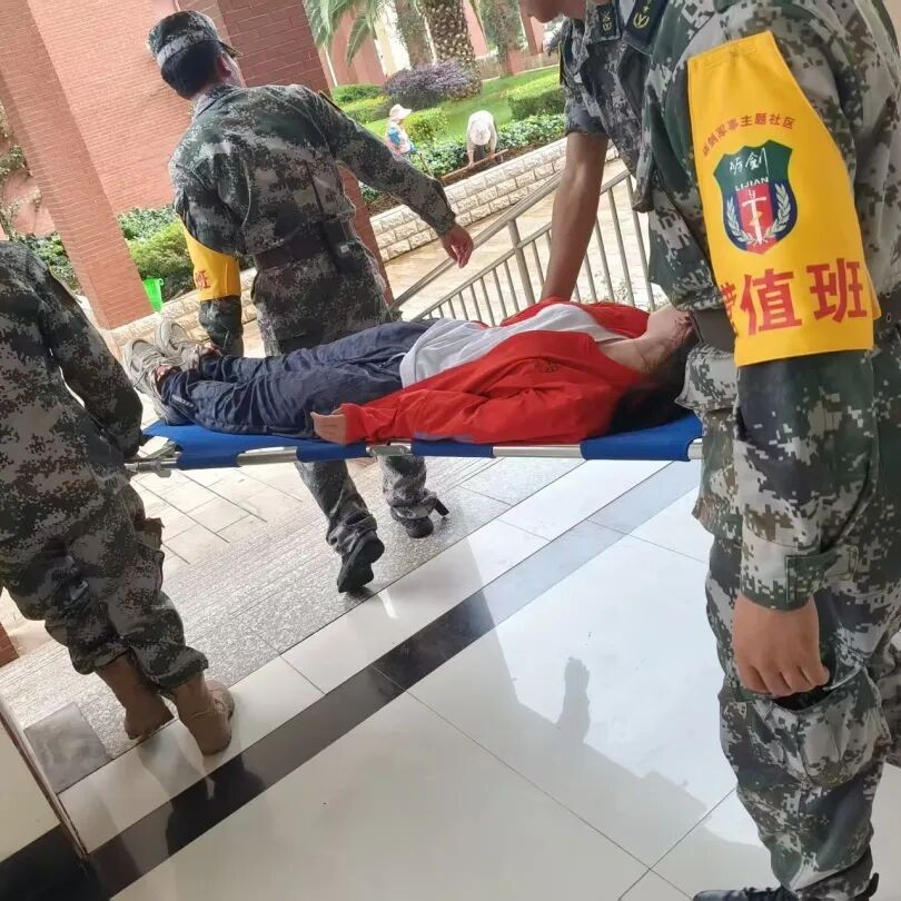 军训纪实|军训场上展英姿 温情守护暖人心 第 3 张 军训纪实|军训场上展英姿 温情守护暖人心 第 3 张