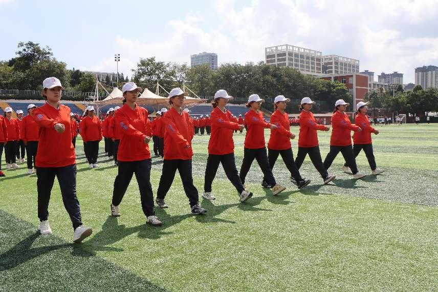 军训纪实|军训场上展英姿 温情守护暖人心 第 1 张 军训纪实|军训场上展英姿 温情守护暖人心 第 1 张