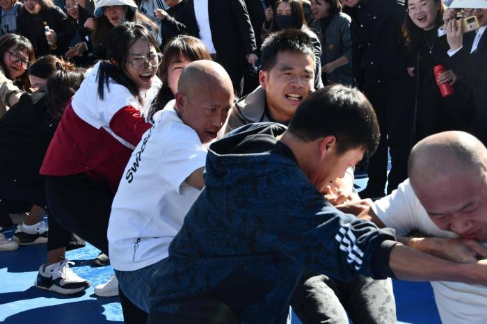 学生工作周报(第28期) 第 9 张 学生工作周报(第28期) 第 9 张