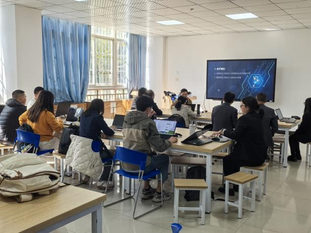 学生工作周报(第28期) 第 15 张 学生工作周报(第28期) 第 15 张