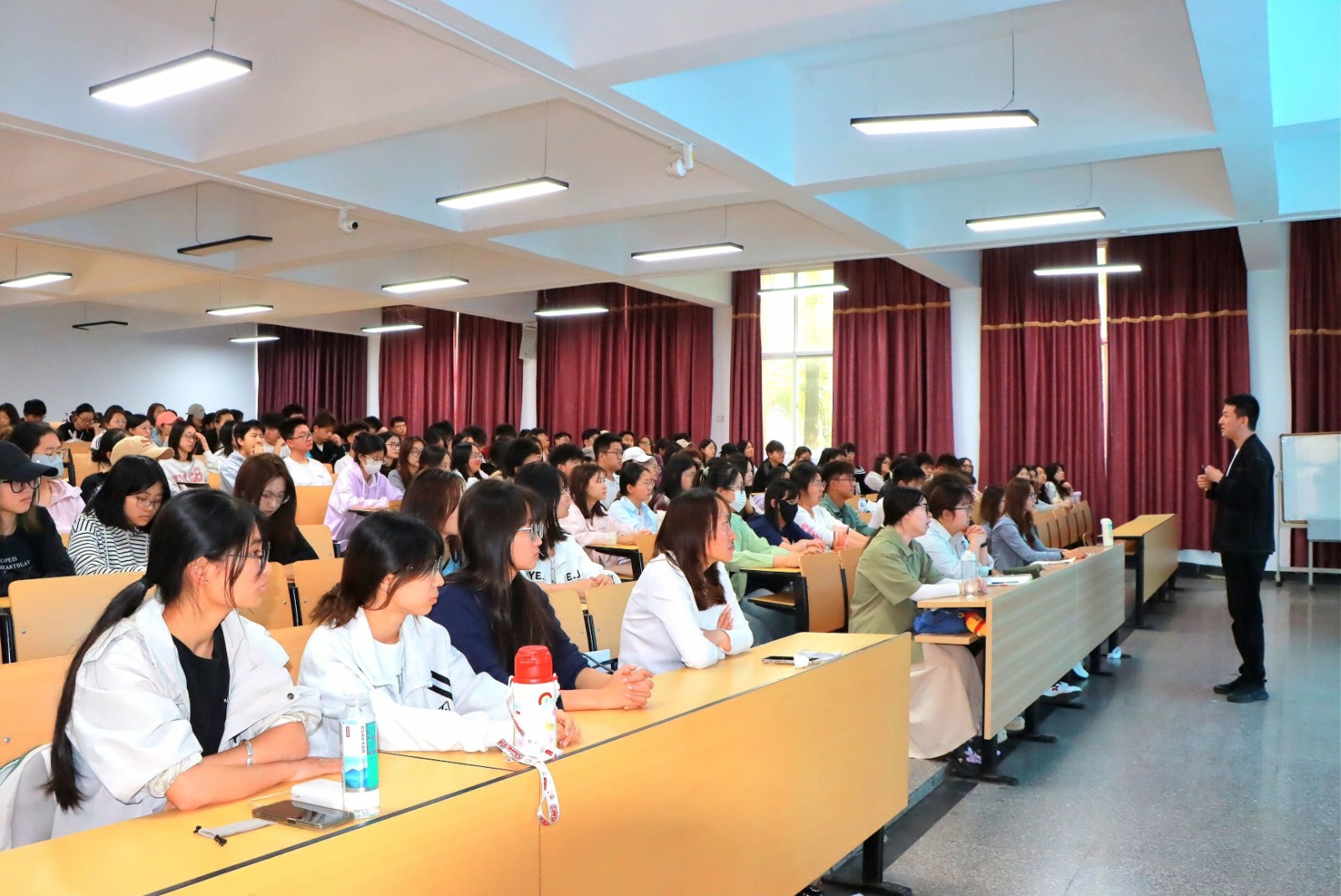 “礼”所应当，从优秀到优雅 —— 我校学生干部礼仪素养提升培训圆满举行 第 4 张