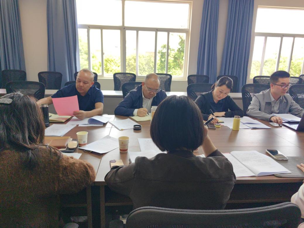 深入贯彻落实“健康第一”教育理念——全面推进“健康学校”建设走深走实 第 2 张