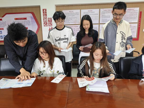 资助工作进社区｜工匠部落社区筑暖心防线 资助宣讲护求学之路 第 3 张
