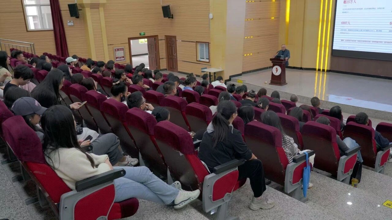 深耕内涵育人 淬炼履职本领——我校开展辅导员专题培训，推动学生工作内涵式高质量发展 第 5 张