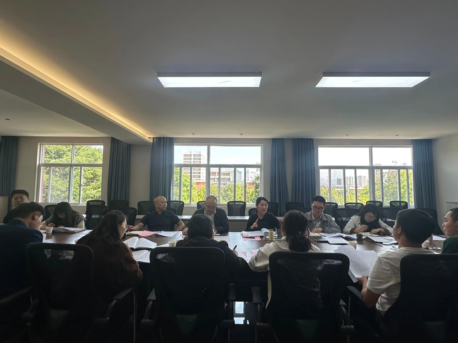 深入贯彻落实“健康第一”教育理念——全面推进“健康学校”建设走深走实 第 6 张