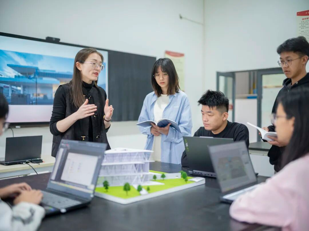 云南经济管理学院新增7个本科专业 第 4 张 云南经济管理学院新增7个本科专业 第 4 张